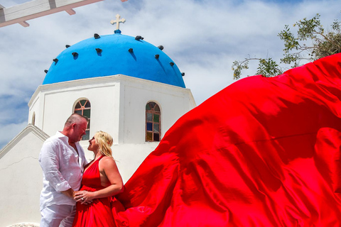 Santorini: Private Photoshoot with Dress Rental & Transfer