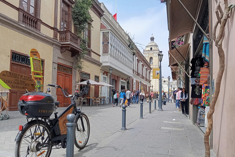 利马：历史中心电动自行车导览之旅利马之旅：骑电动自行车探访利马历史中心，全程GoPro记录