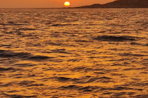 Private Boat Experience to Zahara and Trafalgar (6 hours) with Snorkeling and Appetizers Private Boat Experience to Zahara and Trafalgar (6 hours): Snorkeling and Aperitif