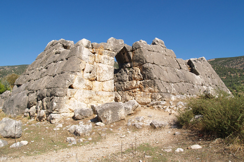 Nafplio: Pyramide, Lerna und die wichtigsten Sehenswürdigkeiten der Argolis