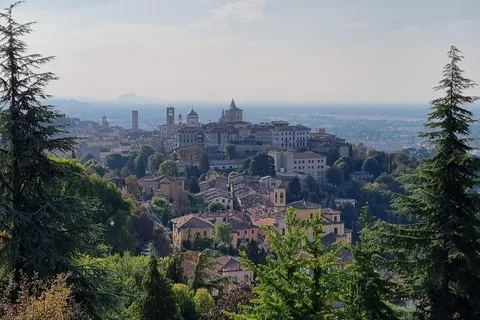 Milano: Tour della città alta di Bergamo e degustazione di vini