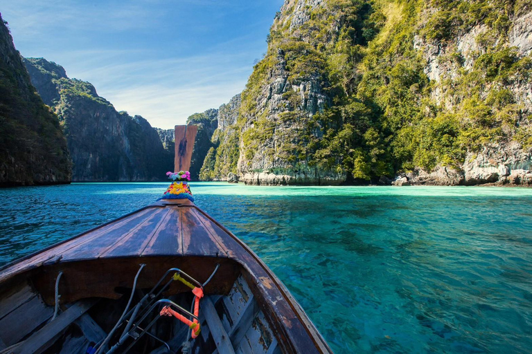 Koh Phi Phi: Longtailbåt till Maya Bay och Pileh LagoonFrån Phi Phi : 5 öar Longtail båttur med snorkling