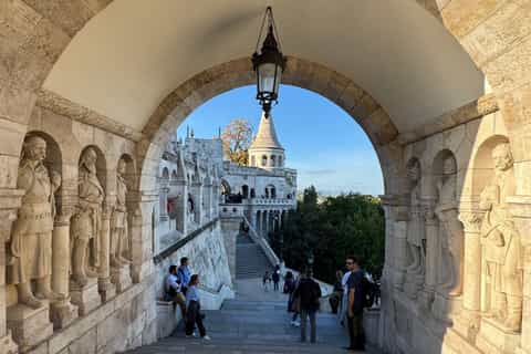 Budapest : Visite à pied du château de Buda avec dégustation de gâteaux royaux