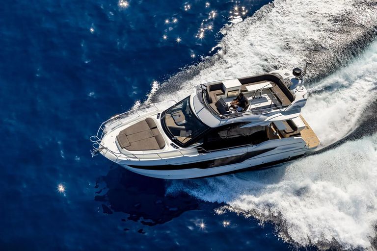 Antibes : Private Yacht Tour on the French Riviera