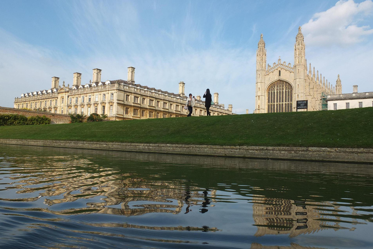 London: Cambridge-Newton to Nobel Prizes Guided Walking Tour