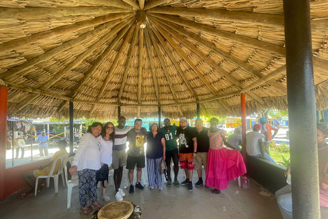 Cartagena: Viagem de 1 dia com guia a San Basilio de Palenque