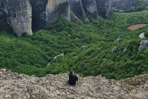 Thessaloniki: Meteora Day Trip with Monastery Visit