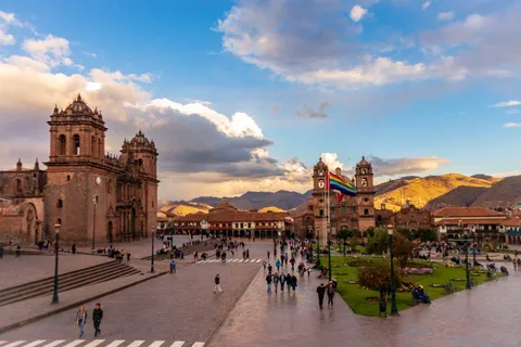 Descubra Machu Picchu e o Vale Sagrado + Hotel ✩✩✩✩