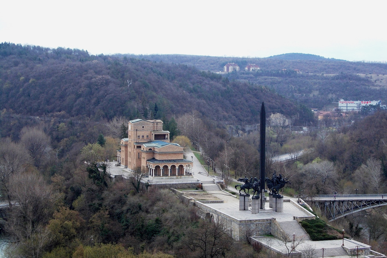 Explora Bulgaria: tour guiado de día completo desde Bucarest