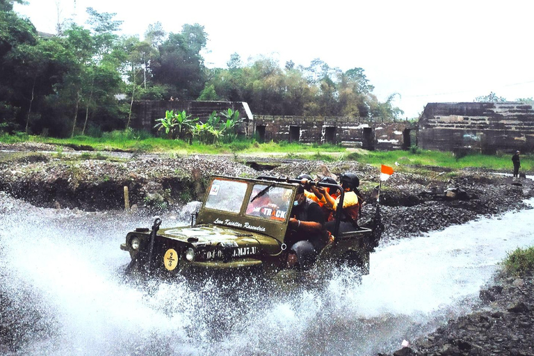Yogyakarta: Mount Merapi Volcano 4WD Jeep Private Tour Mount Merapi Volcano 4WD Jeep Private Sunset Tour