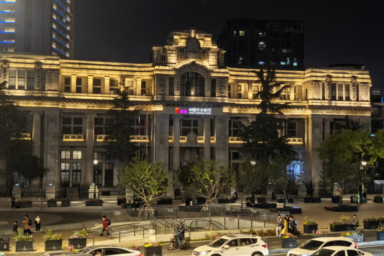 Wuhan: Hankou-Nachttour mit Craft-Bier-VerkostungWuhan: Nachttour durch Hankou mit Craft-Bier-Verkostung