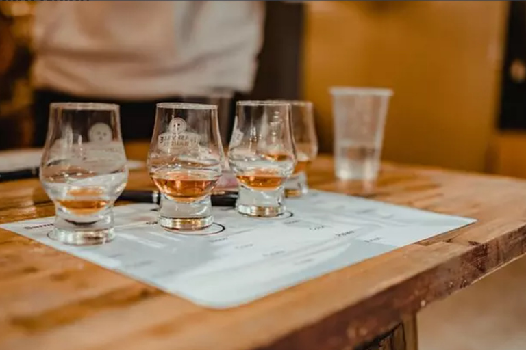 Nashville: Whiskey Blending Experience with Bottle