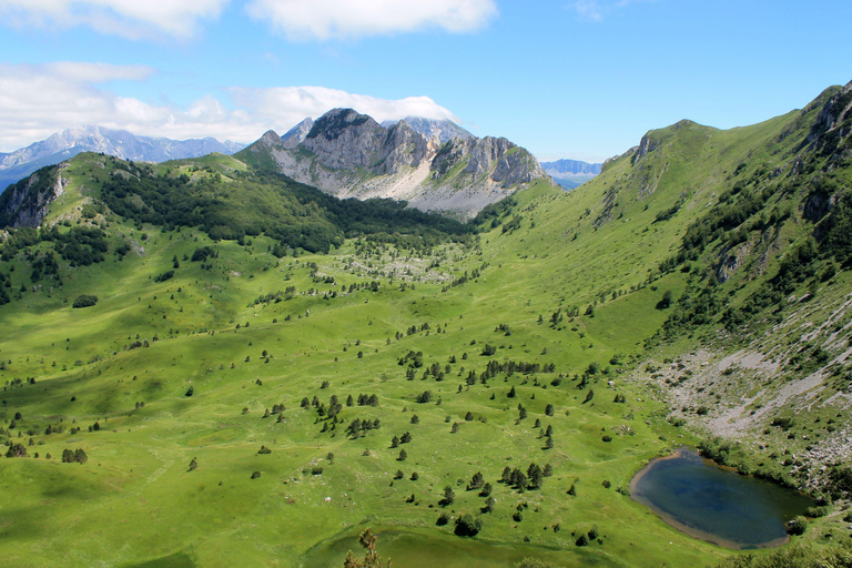 From Foča: Zelengora Lakes & Tito's Villa 4WD Tour