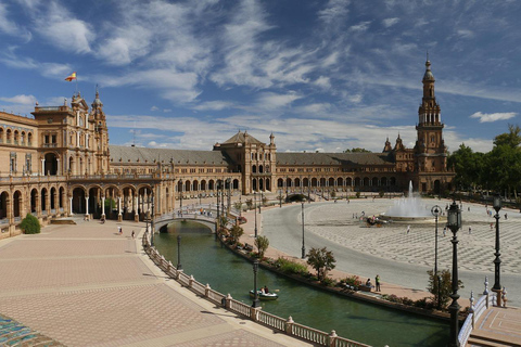 Algarve: Private Day Trip to Seville with Guide