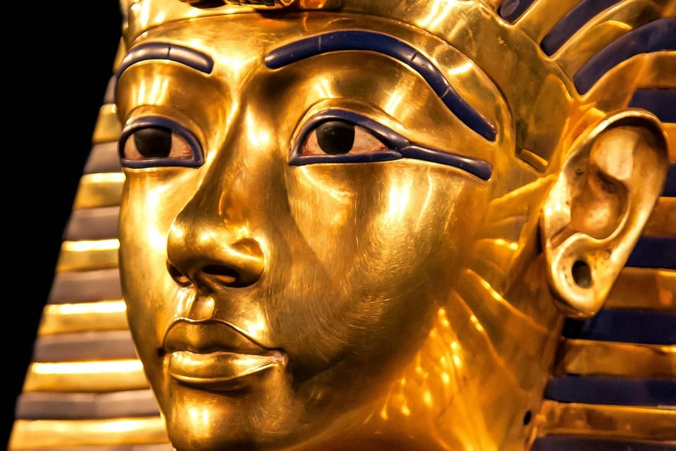 Hurghada: Cairo Pyramids, Grand Museum & Flight