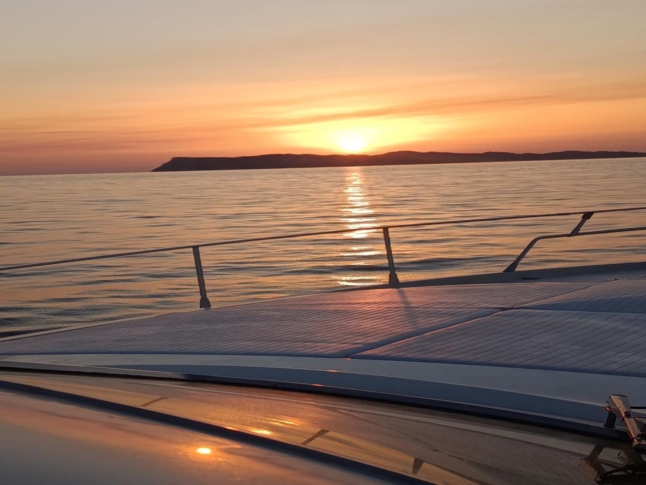 Lefkimmi: Sivota, Blaue Lagune und Höhle – Sonnenuntergangsfahrt