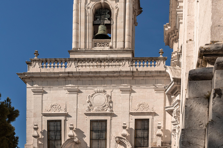 Lisbon: Graça Church Entry Ticket with Drink on the Terrace