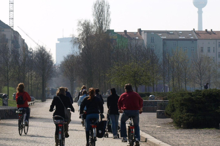 Privat: Berlin: Prenzlauer Berg Bicycle Tour in German