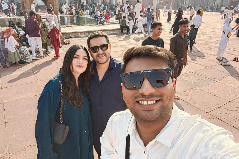 3 Hours Old Delhi Walking Tour Old Delhi Photography Tour with Guide+Tickets+Pick-Up & Drop