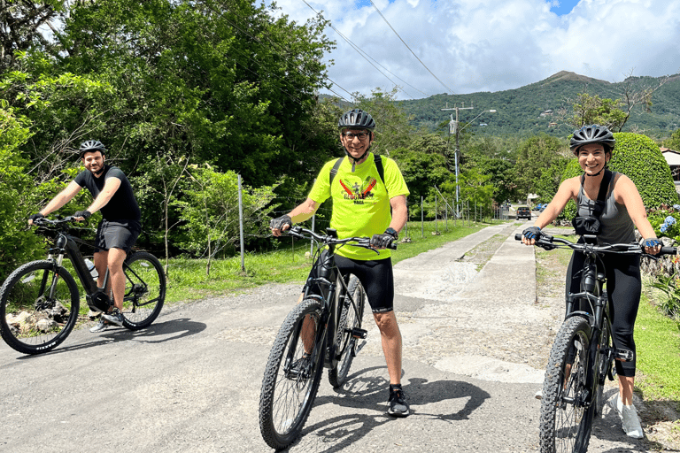 Elektrofahrräder mieten in El Valle de AntonElektrofahrräder mieten in El Valle de Anton - Ganzer Tag