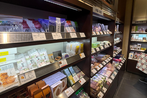Tokyo: Ginza Food & Shopping Tour