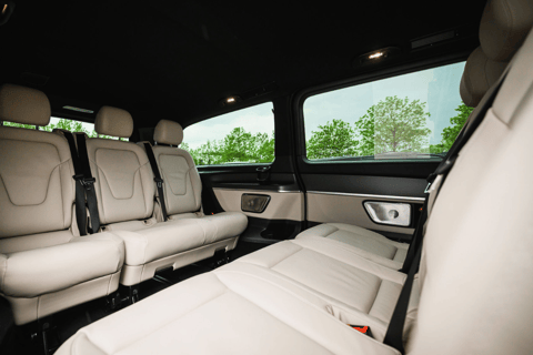 Munich: Elegant & Reliable Airport Transfer