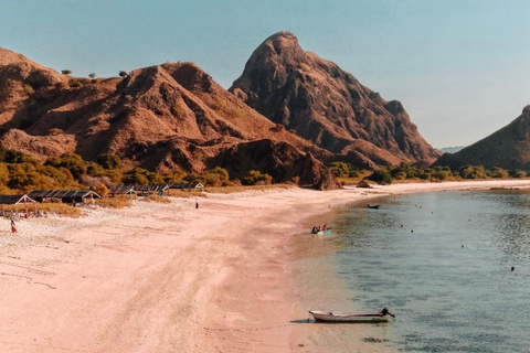 Labuan Bajo: 2 Day Komodo Trip & LoccalCollection Hotel Stay