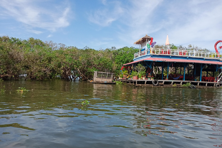 Siem Reap: Tonle Sap Lake & Floating Village Tour Tour in a Tuk Tuk