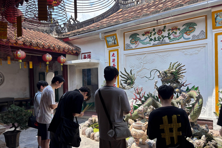 Hoi An Old Town Walking: Trader's Old House & Photo Spot