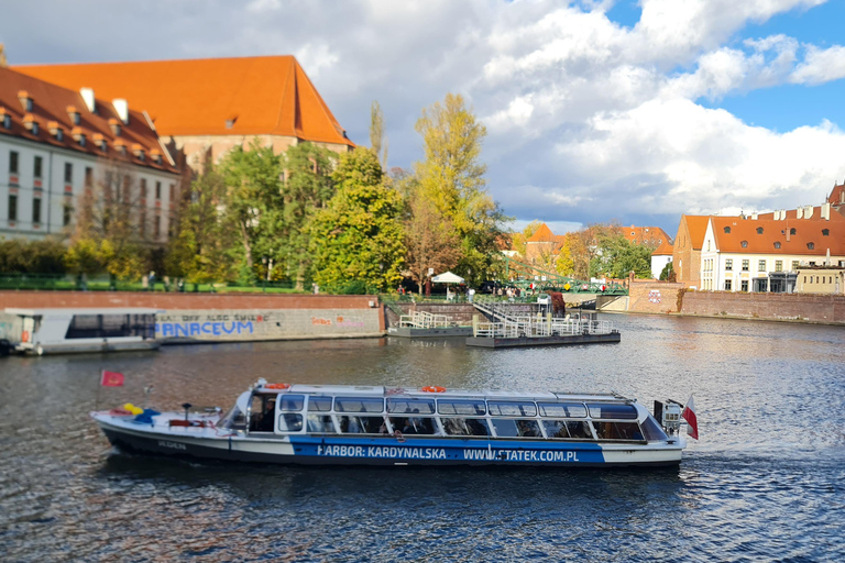 Wrocław: Boat Cruise with licensed guide only for your group Wrocław guided walking tour and closed boat cruise