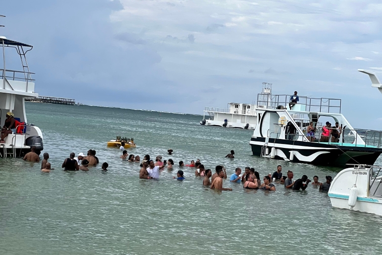 Party Boat: All Inclusive w/ Music, Dancing & Snorkeling Party Boat: All Inclusive w/ Music, Dancing & Snorkelling