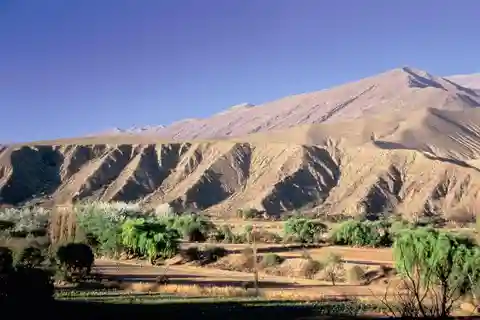 Excursão Multicultural ao Vale de Humahuaca saindo de Salta