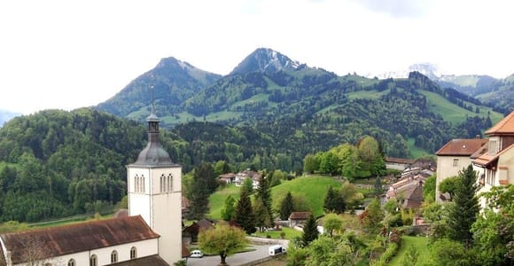 Interlaken: Cheese and Chocolate Full-Day Food Tour