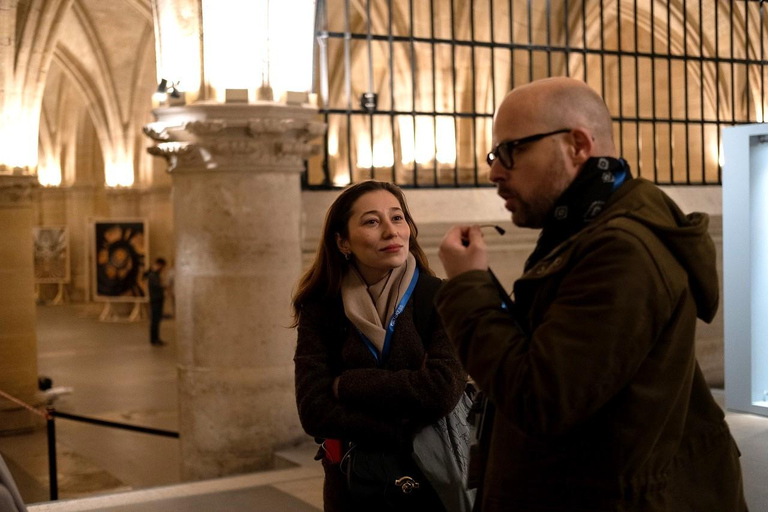 Parigi: Tour guidato della Sainte-Chapelle, della Conciergerie e di Notre Dame