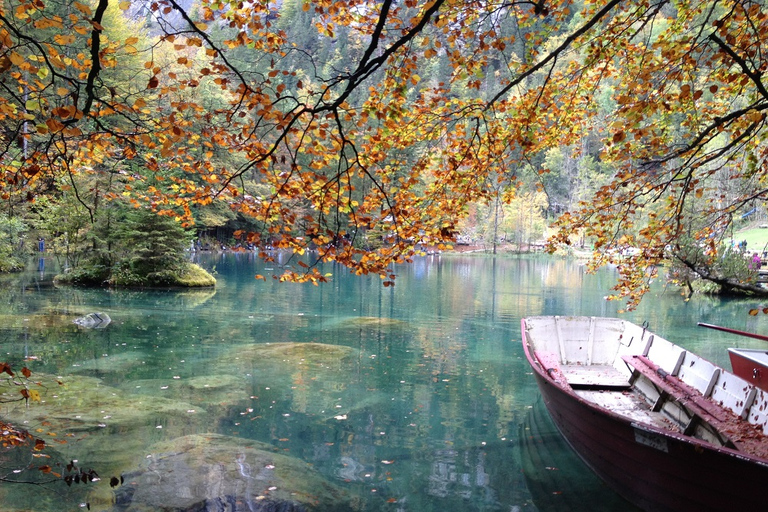 Excursión privada a Interlaken: El Lago Azul y el Lago Öschinen