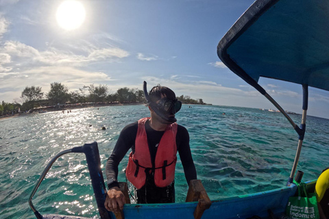 Gili Trawangan: Private Turtle Snorkeling Tour with GoPro 2-Hours Private Snorkeling Tour Turtle & Gopro