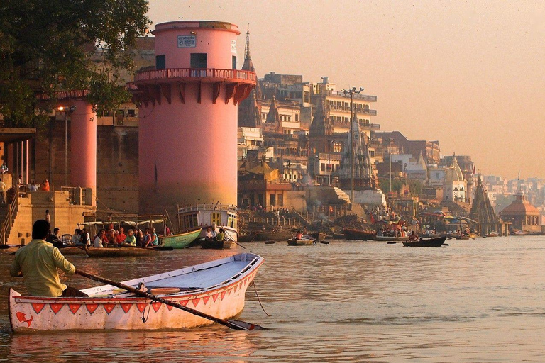 Varanasi: Dasaswamedh Ghat - Ganga Arti - Kashi VishwanathCarro particular + guia turístico + passeio de barco