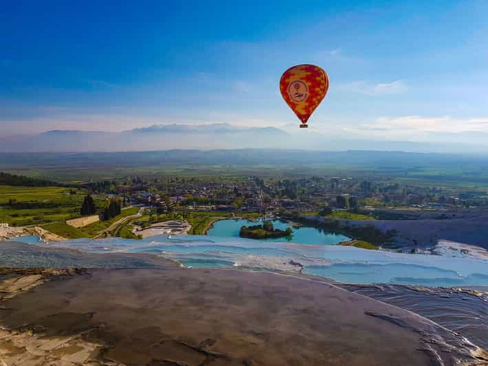 Antália a Pamukkale: excursão de um dia com balão de ar quente opcional