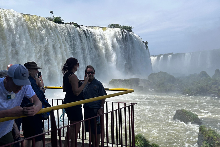 Excursión de un día a los lados brasileño y argentino de las Cataratas de Iguazú