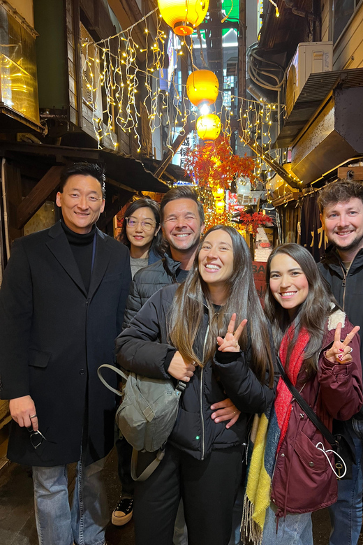 Tokyo: Shinjuku Bar Hopping and Pub Crawl