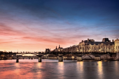 Paris: Stadtrundgang mit Louvre-TourKleingruppentour auf Englisch