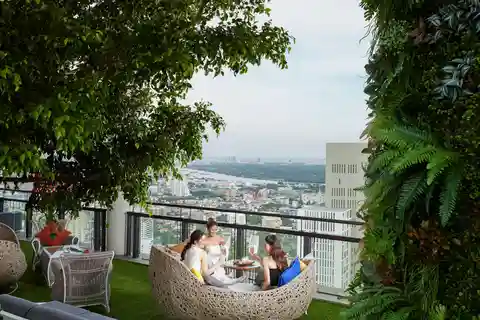 Bangkok: Desfruta de boa comida tailandesa com vistas panorâmicas do telhado