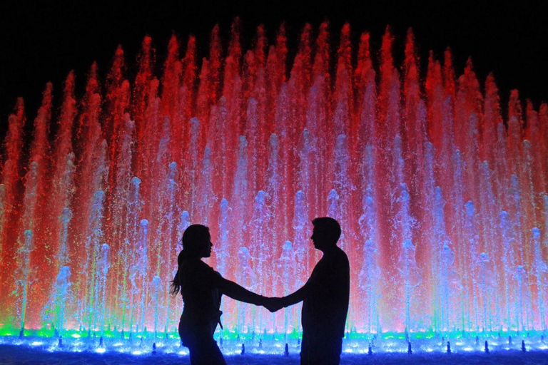 Lima: Circuito magico dell&#039;acqua e tour serale delle luci della città