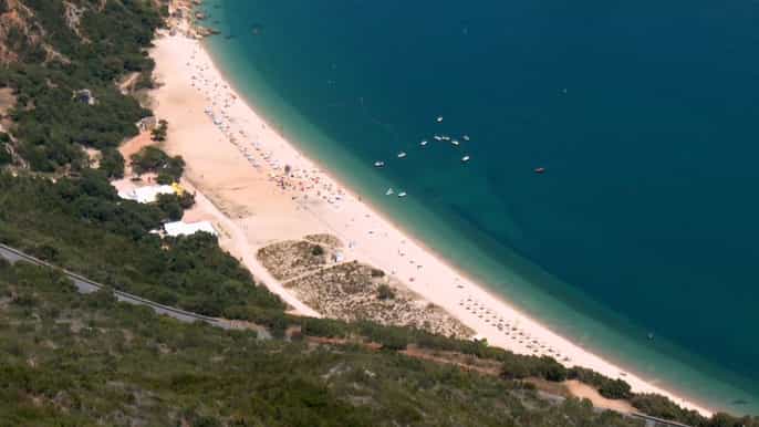 arrábida/blue coast private tour from setúbal/palmela