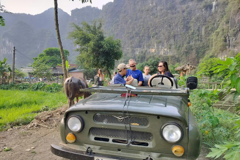Hanoi: Ninh Binh Jeep Tour to Bich Dong, Trang An, Mua Cave