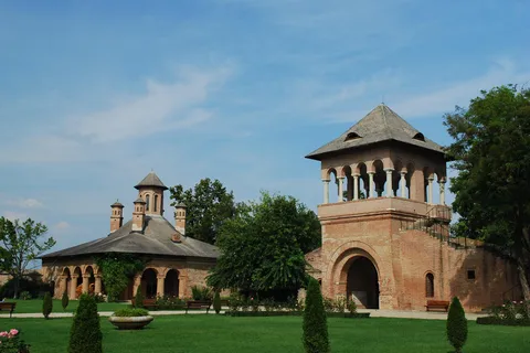 De Bucareste: Mosteiro de Snagov e Palácio de Mogosoaia