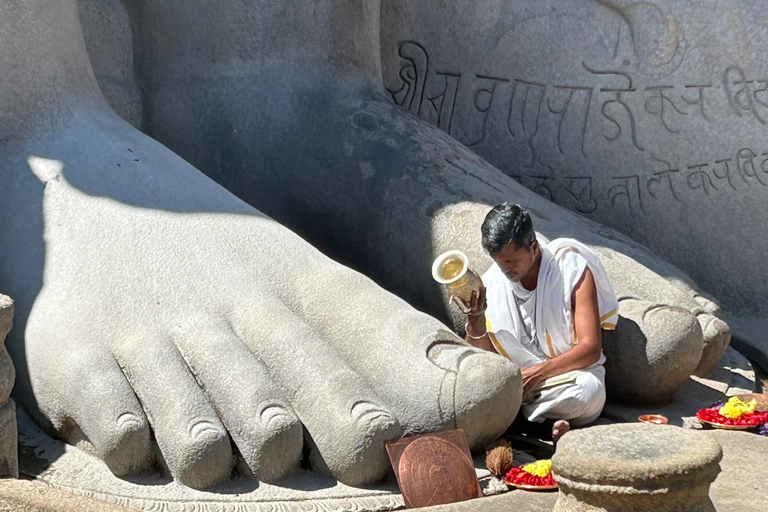 班加罗尔：贝鲁尔/什拉万贝戈拉/咖啡种植园一日游班加罗尔：贝鲁尔/沙瓦纳贝戈拉/咖啡种植园一日游