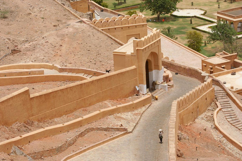 Jaipur: Amber Fort Heritage Walking Tour with Guide Guided Tour with Entrance Fee, Pickup, and Drop-Off Included