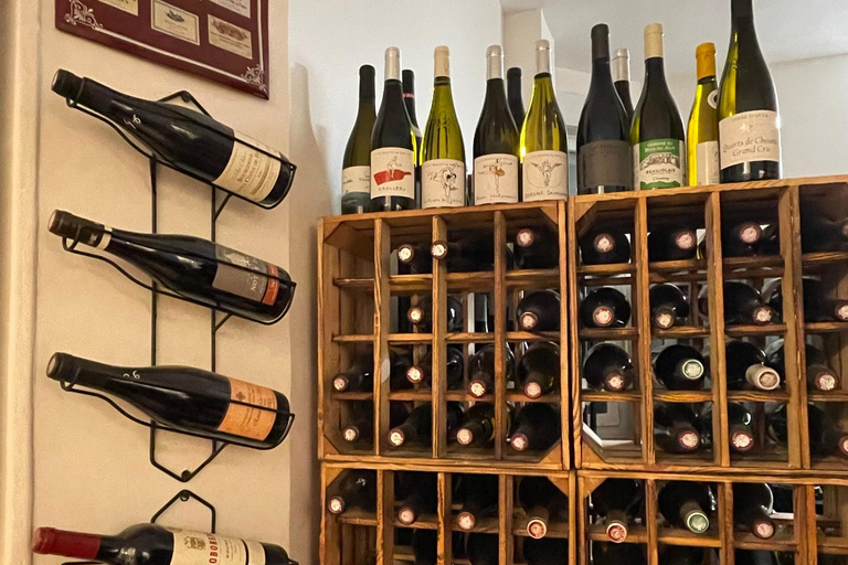 Paryż: Degustacja wina z 6 winami i deską serów