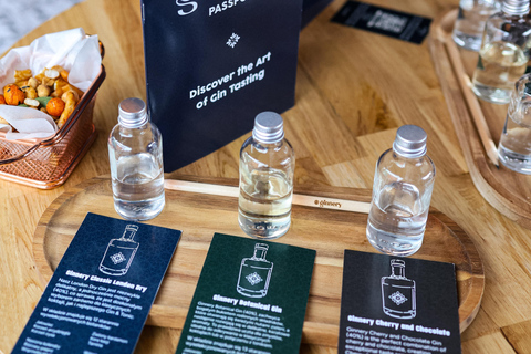 Degustacja ginu w barze Ginnery Gin Bar w Warszawie